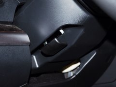 2015款 2.5i 豪华导航版 5座