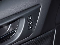 2015款 2.5i 豪华导航版 5座
