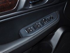 2015款 2.5i 豪华导航版 5座