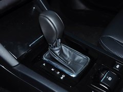 2015款 2.5i 豪华导航版 5座