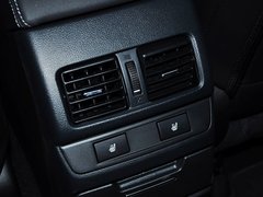 2015款 2.5i 豪华导航版 5座