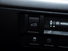 2015款 2.5i 豪华导航版 5座