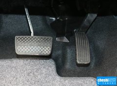 2015款 1.5 CVT 两驱舒适版 5座