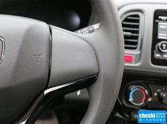 2015款 1.5 CVT 两驱舒适版 5座