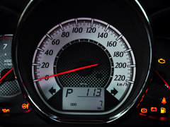 2015款 1.5L 自动 智享星光版