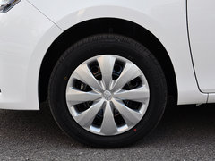 2015款 1.5E 自动 魅动版