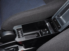 2015款 1.5E 自动 魅动版