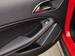 2015款 260 4MATIC 5座