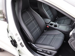 2015款 200 5座