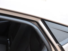 2015款 1.6L 手动 时尚型