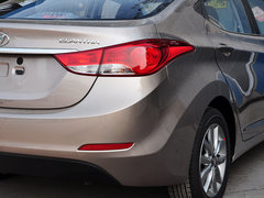 2015款 1.6L 手动 时尚型