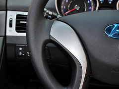 2015款 1.6L 手动 时尚型