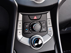 2015款 1.6L 手动 时尚型