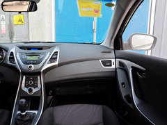 2015款 1.6L 手动 时尚型