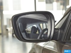 2015款 1.6L 自动 时尚型