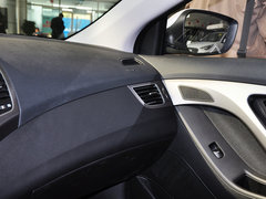 2015款 1.6L 手动 领先型