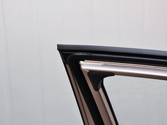 2015款 1.6L 自动 领先型