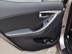 2015款 1.6L 自动 领先型
