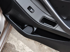 2015款 1.6L 自动 领先型