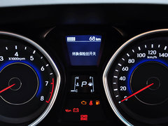 2015款 1.6L 自动 领先型