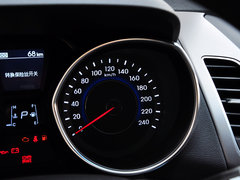 2015款 1.6L 自动 领先型