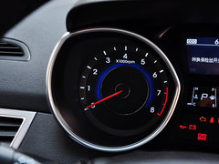 2015款 1.6L 自动 领先型