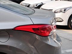 2015款 1.6L 自动 领先型