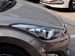 2015款 1.6L 自动 领先型