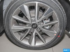 2015款 1.6L 自动 领先型