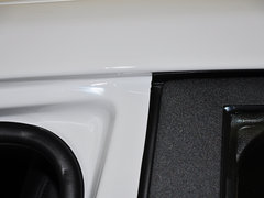 2015款 1.6L 自动 尊贵型