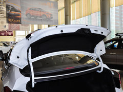 2015款 1.6L 自动 尊贵型