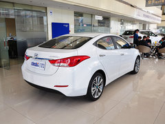 2015款 1.6L 自动 尊贵型