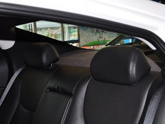 2015款 1.6L 自动 尊贵型