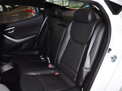 2015款 1.6L 自动 尊贵型