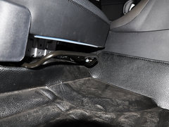 2015款 1.6L 自动 尊贵型