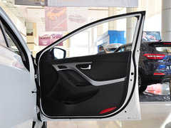 2015款 1.6L 自动 尊贵型