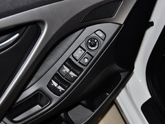 2015款 1.6L 自动 尊贵型