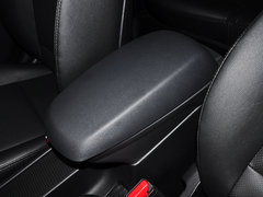 2015款 1.6L 自动 尊贵型