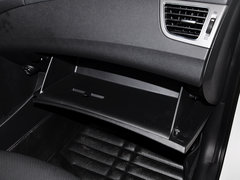 2015款 1.6L 自动 尊贵型