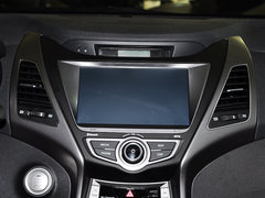 2015款 1.6L 自动 尊贵型