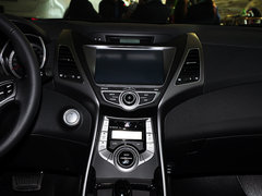 2015款 1.6L 自动 尊贵型
