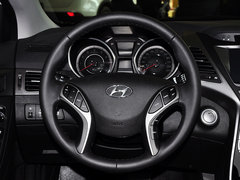 2015款 1.6L 自动 尊贵型