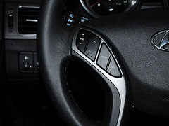 2015款 1.6L 自动 尊贵型