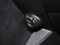 2015款 1.6L 自动 尊贵型