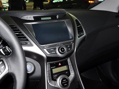 2015款 1.6L 自动 尊贵型