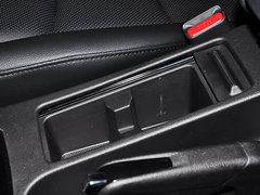 2015款 1.6L 自动 尊贵型