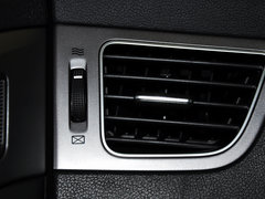 2015款 1.6L 自动 尊贵型