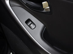 2015款 1.6L 自动 尊贵型