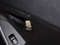 2015款 1.6L 自动 尊贵型