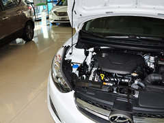 2015款 1.6L 自动 尊贵型